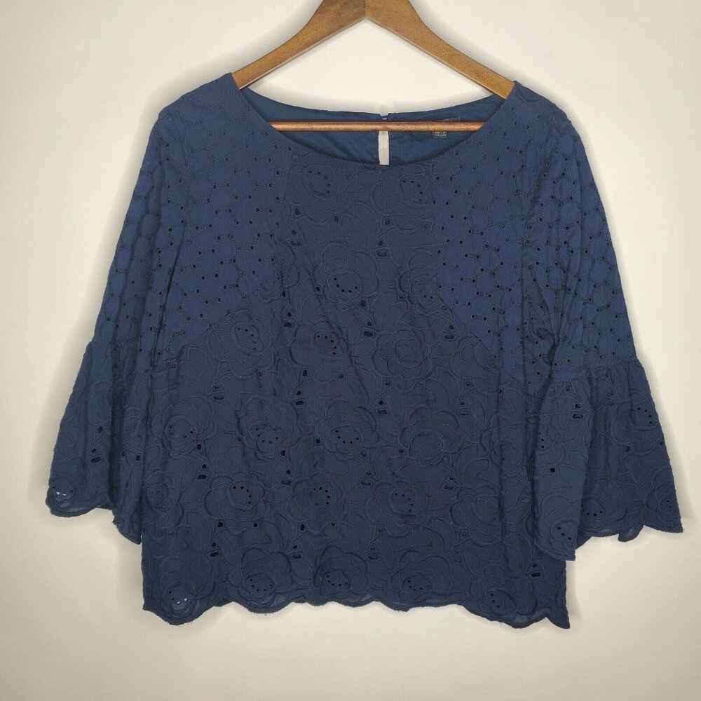 🎈Brooks Brothers Womens Blue Eyelet Bell Sleeve Embroidered Blouse